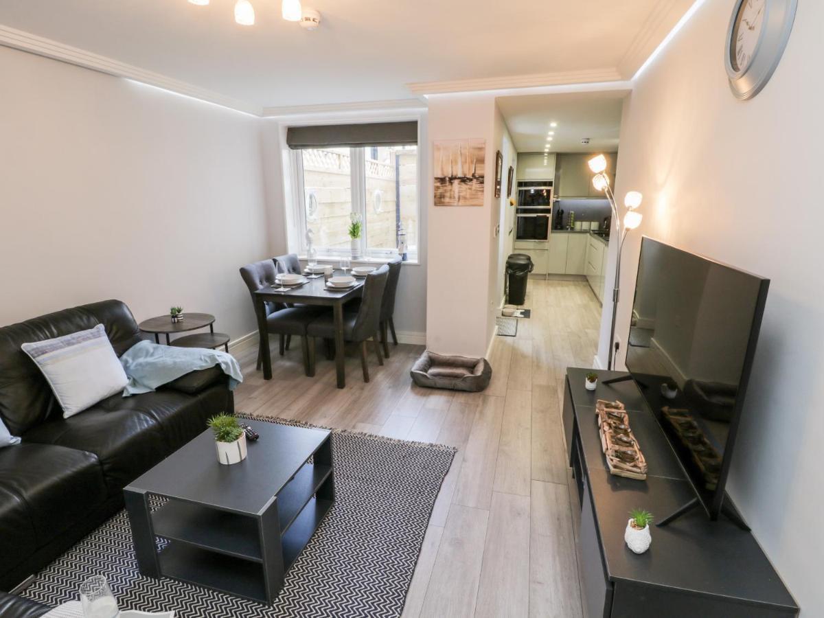 North Bay Retreat Apartment Scarborough Bagian luar foto